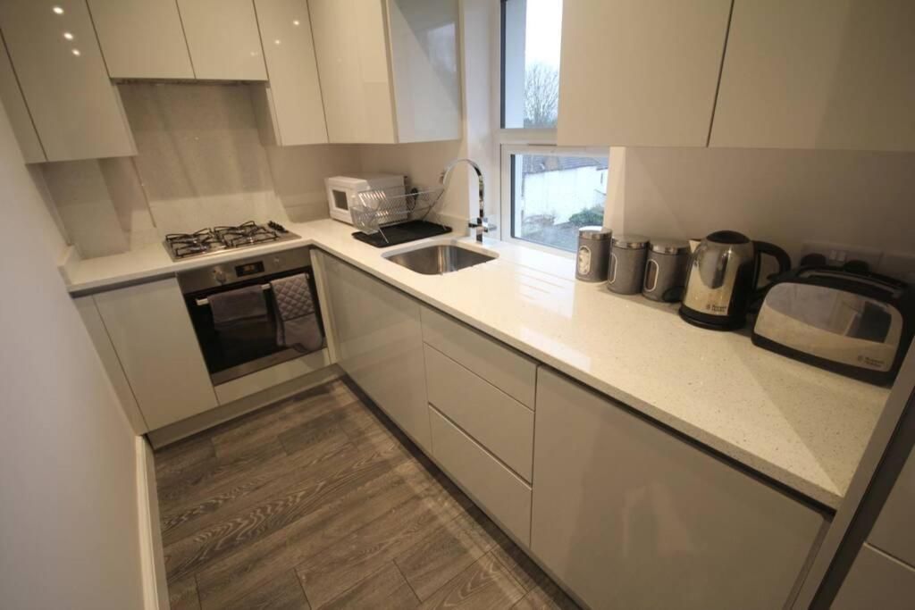 Great West Road Apartments Flat D London Exterior photo